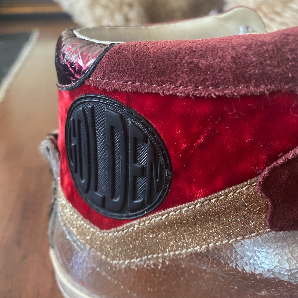 Special Edition Golden Goose 2.12